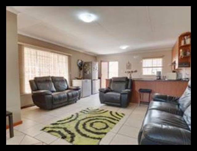 3 BEDROOM CLUSTER FOR SALE IN UNION